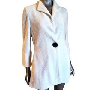 Luii Elegant White Women's Coat - Size Large